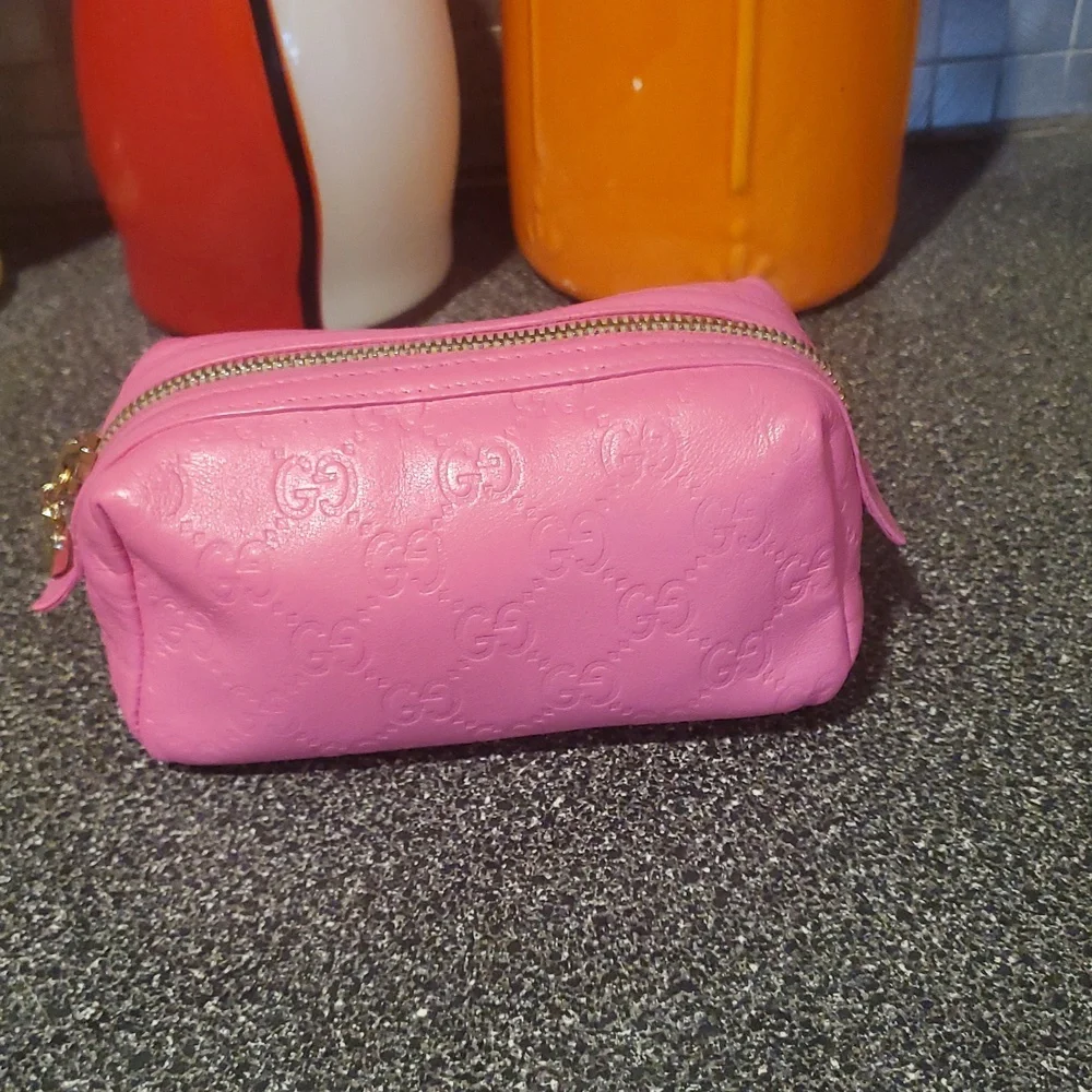 Gucci Momogram Bag Pouch - Picture 6 of 15